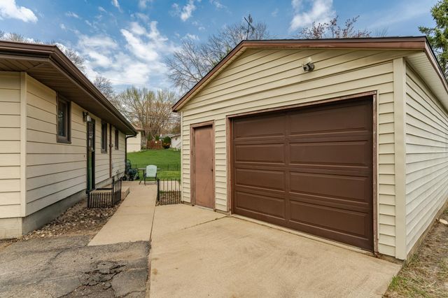 2724 12th Avenue NW, Rochester, MN 55901