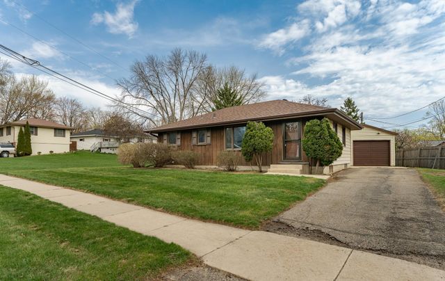 2724 12th Avenue NW, Rochester, MN 55901