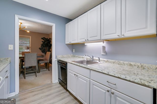 8740 Roswell Road 10B, Atlanta, GA 30350