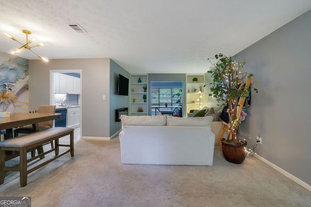 8740 Roswell Road 10B, Atlanta, GA 30350