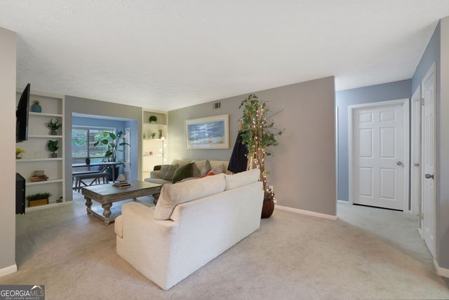 8740 Roswell Road 10B, Atlanta, GA 30350