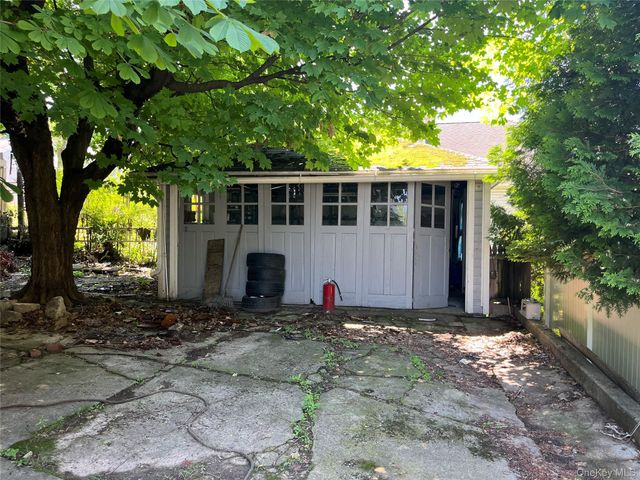 731 Frost Avenue, Peekskill, NY 10566