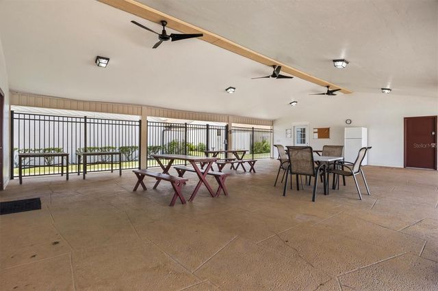 4076 OAK LOOP 4076, Mulberry, FL 33860