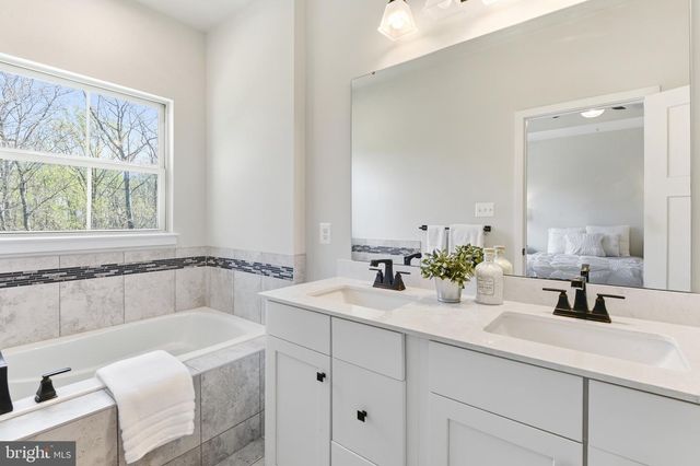 5927 PECKING STONE ST, New Market, MD 21774