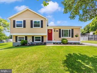 6911 KILLARNEY ST, Clinton, MD 20735