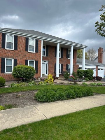 690 Waterford Drive, Des Plaines, IL 60016