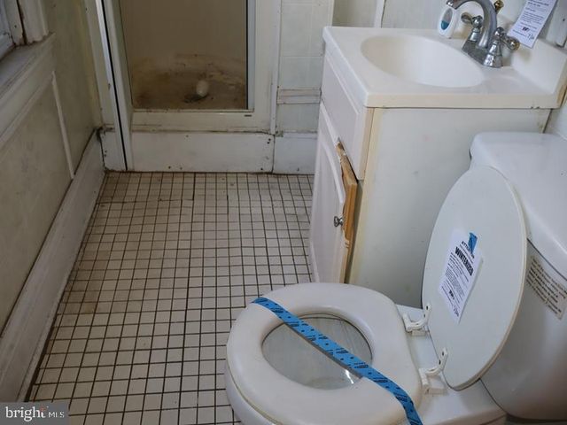 6824 COBBS CREEK PKWY, Philadelphia, PA 19142