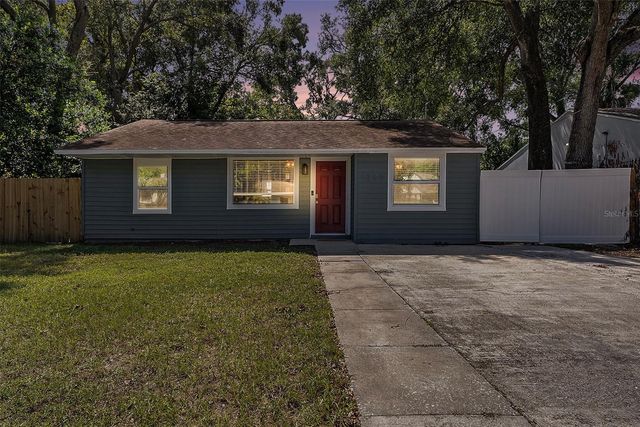 1209 E FLORA STREET, Tampa, FL 33604