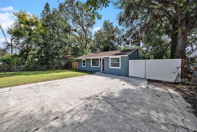 1209 E FLORA STREET, Tampa, FL 33604