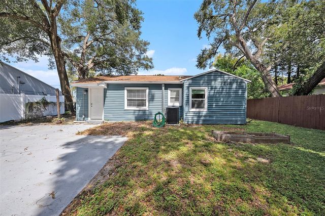 1209 E FLORA STREET, Tampa, FL 33604