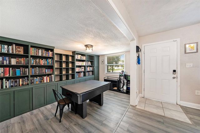 1209 E FLORA STREET, Tampa, FL 33604