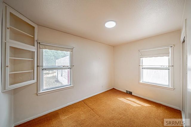 475 E 5th Street, Idaho Falls, ID 83402