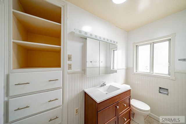 475 E 5th Street, Idaho Falls, ID 83402