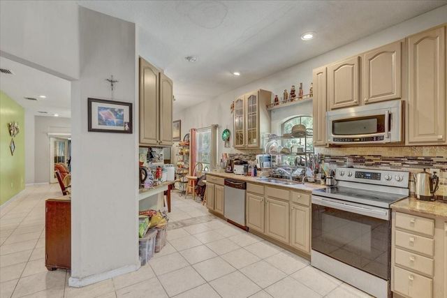 4954 EWELL ROAD, Lakeland, FL 33811