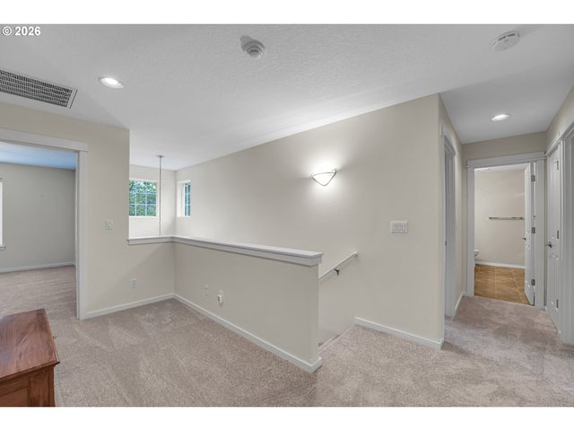 924 Ne 73RD Ave, Hillsboro, OR 97124