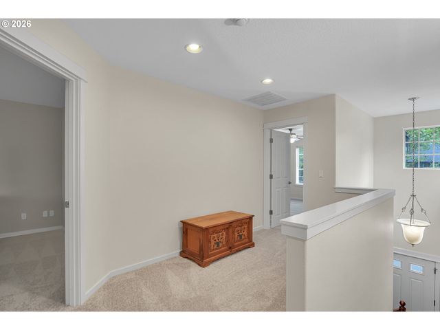 924 Ne 73RD Ave, Hillsboro, OR 97124