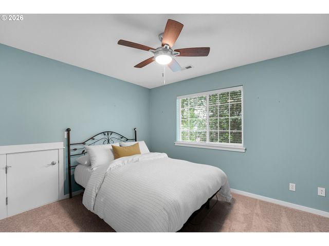 924 Ne 73RD Ave, Hillsboro, OR 97124