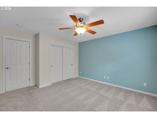 924 Ne 73RD Ave, Hillsboro, OR 97124