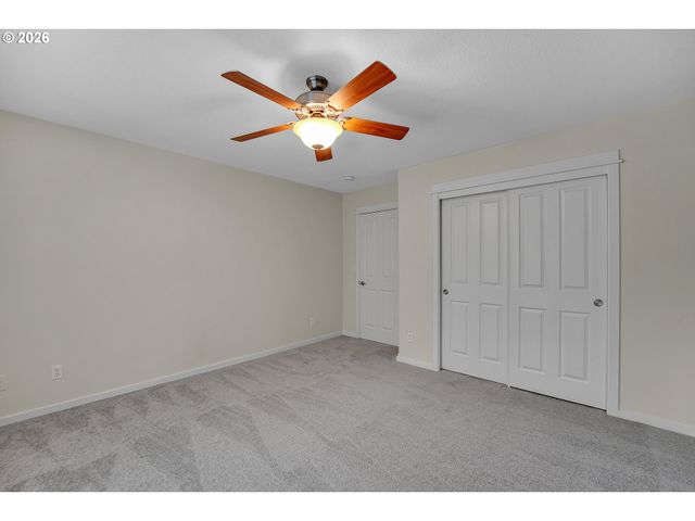 924 Ne 73RD Ave, Hillsboro, OR 97124