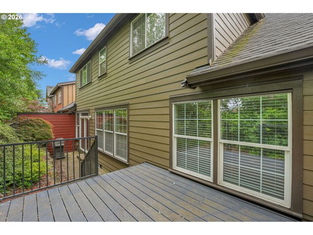 924 Ne 73RD Ave, Hillsboro, OR 97124