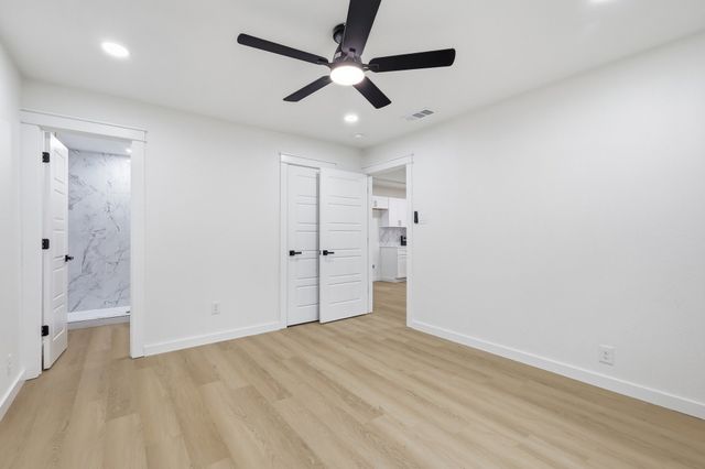 711 Drummond Drive, Arlington, TX 76012