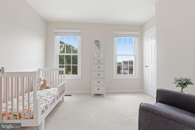 1404 ROCK RIDGE CT, Herndon, VA 20170