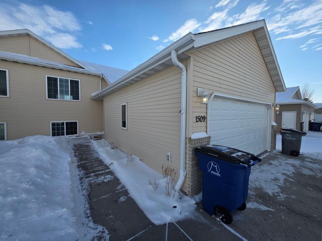 1509 34TH Avenue S, Moorhead, MN 56560