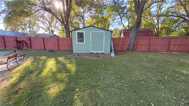 2668 Huntsville Road, Fayetteville, AR 72701