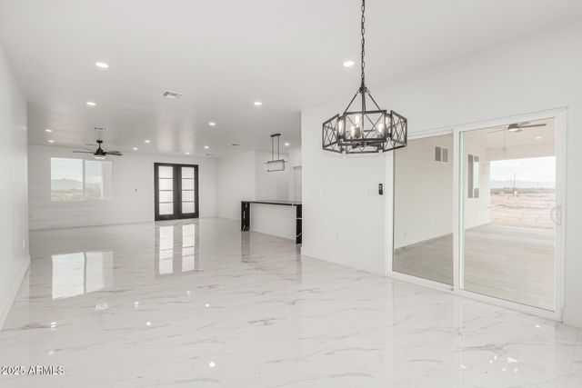 37911 W RANCHO Drive, Tonopah, AZ 85354