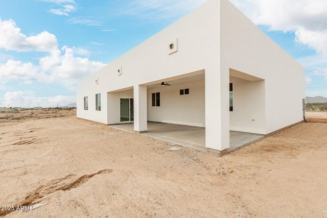 37911 W RANCHO Drive, Tonopah, AZ 85354