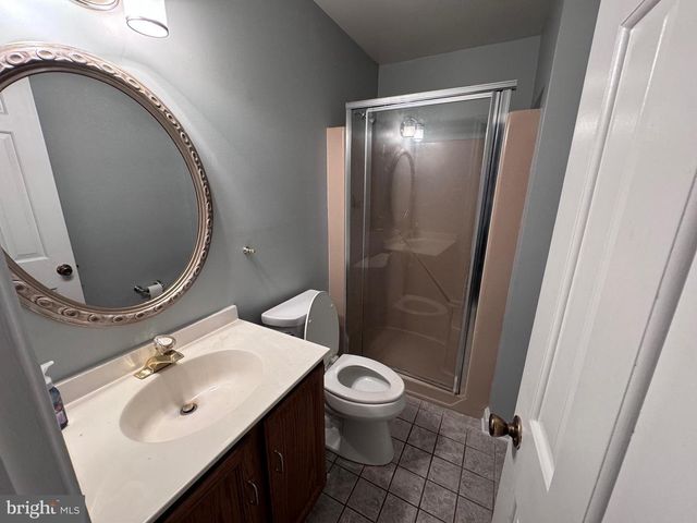 6375 UNION MILL RD, Clifton, VA 20124
