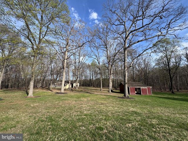 6375 UNION MILL RD, Clifton, VA 20124