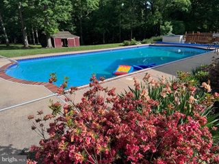 6375 UNION MILL RD, Clifton, VA 20124