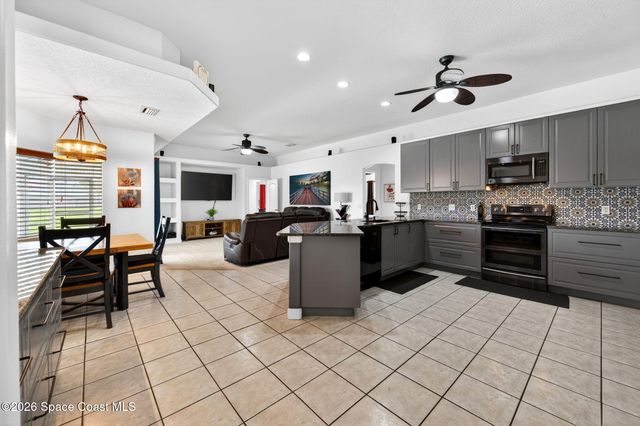 702 Bantry Court, Merritt Island, FL 32953