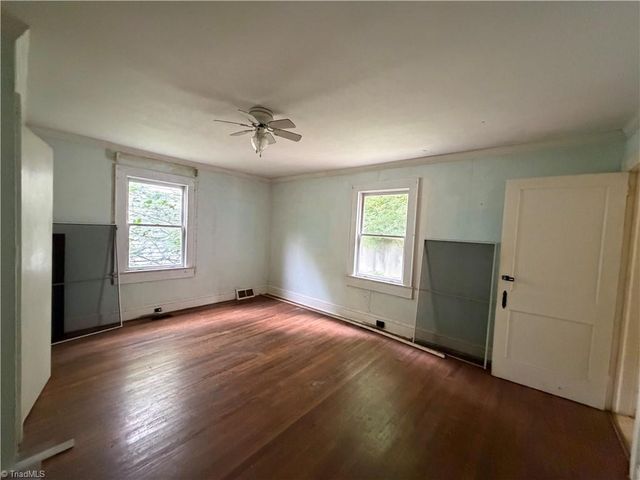 458 Lockland Avenue, Winston-salem, NC 27103