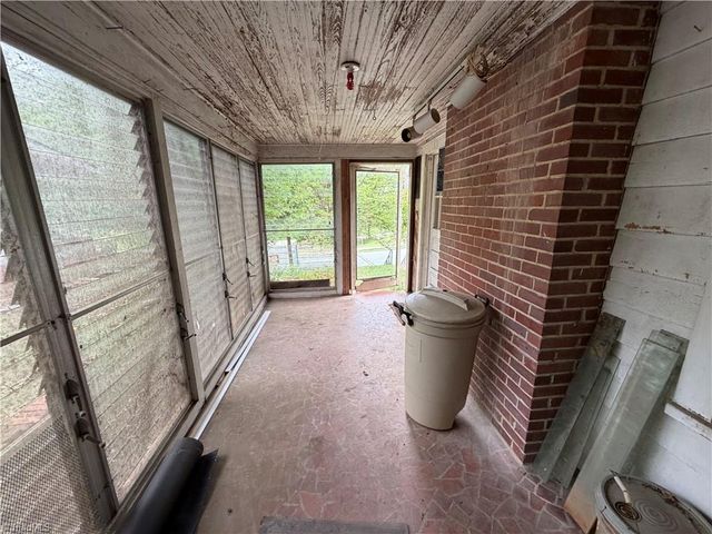 458 Lockland Avenue, Winston-salem, NC 27103