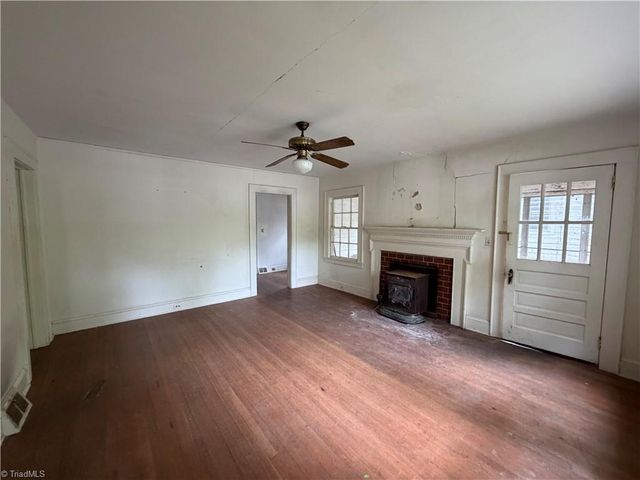 458 Lockland Avenue, Winston-salem, NC 27103
