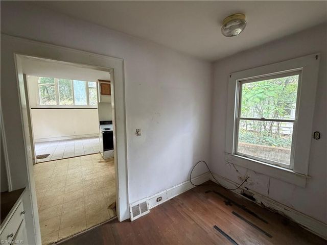 458 Lockland Avenue, Winston-salem, NC 27103