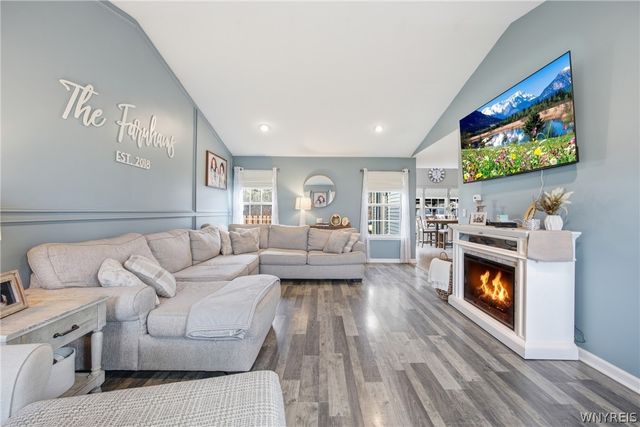3773 Captains Way, Wheatfield, NY 14120