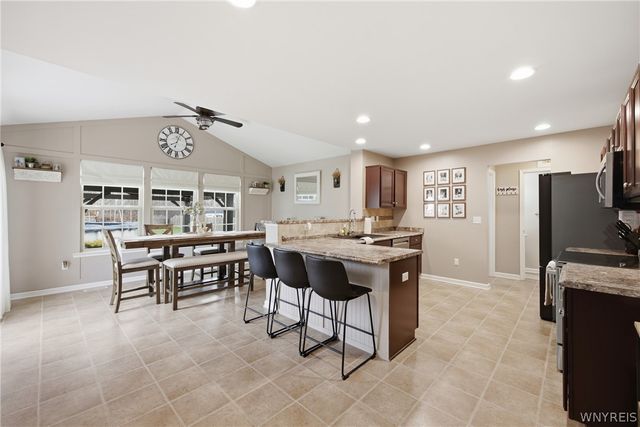 3773 Captains Way, Wheatfield, NY 14120