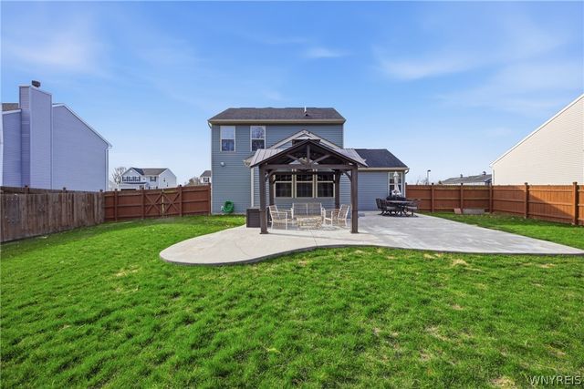3773 Captains Way, Wheatfield, NY 14120