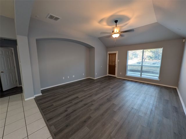 2636 Cumberland Trail, Balch Springs, TX 75181