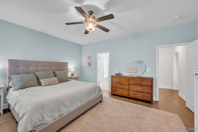 7123 SE Kingsbridge Lane, Owens Cross Roads, AL 35763