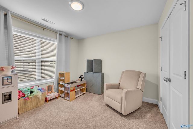 7123 SE Kingsbridge Lane, Owens Cross Roads, AL 35763