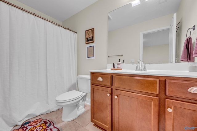 7123 SE Kingsbridge Lane, Owens Cross Roads, AL 35763