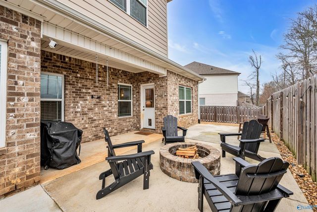 7123 SE Kingsbridge Lane, Owens Cross Roads, AL 35763