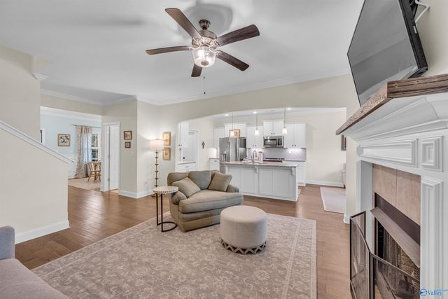 7123 SE Kingsbridge Lane, Owens Cross Roads, AL 35763