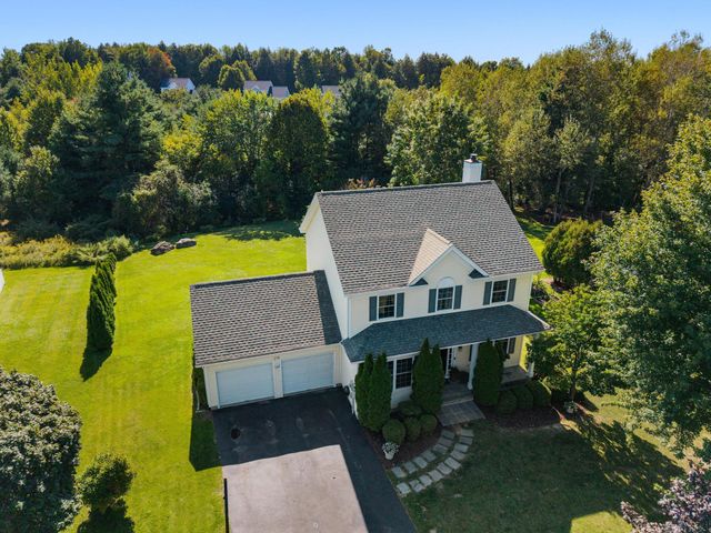 278 Brennan Woods Drive, Williston, VT 05495