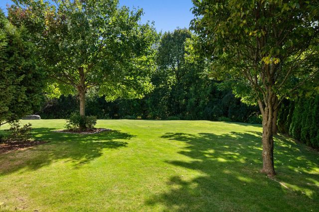 278 Brennan Woods Drive, Williston, VT 05495