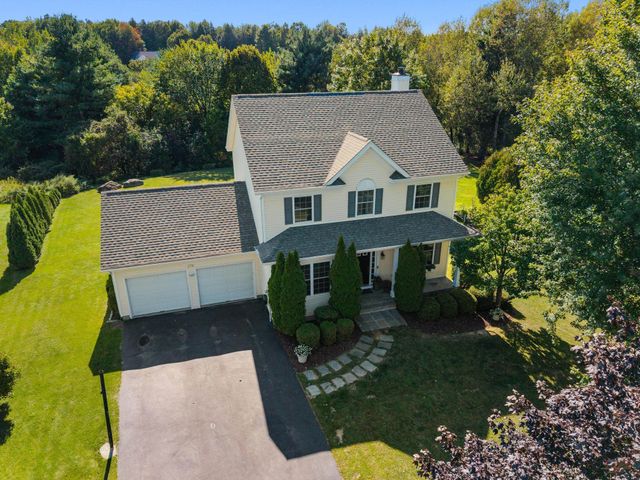 278 Brennan Woods Drive, Williston, VT 05495